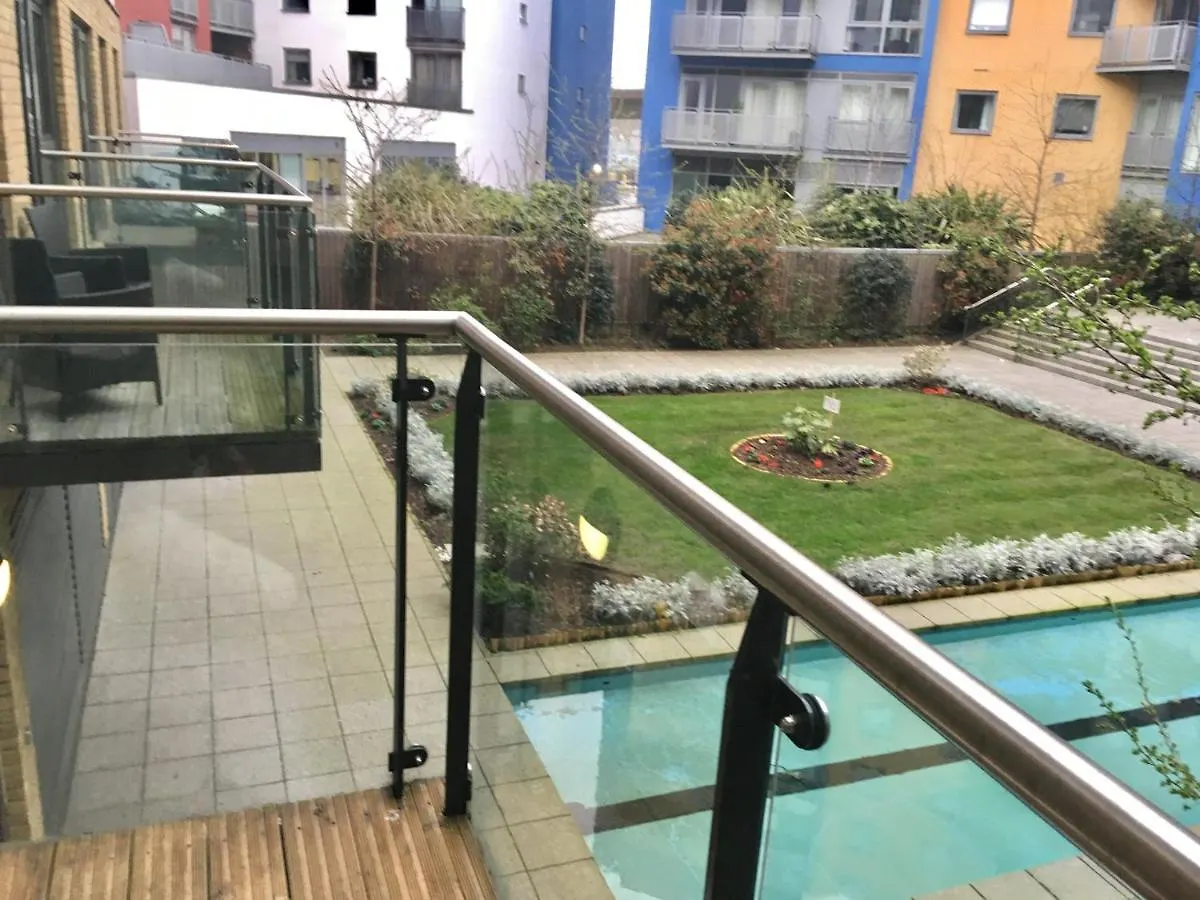 Apartment Bright And Modern Flat In Greenwich London